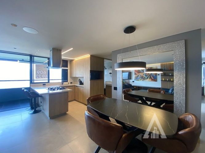 Apartamento de 3 alcobas en arriendo en Granizal, Medellín, 111 m² · foto 2 de 24