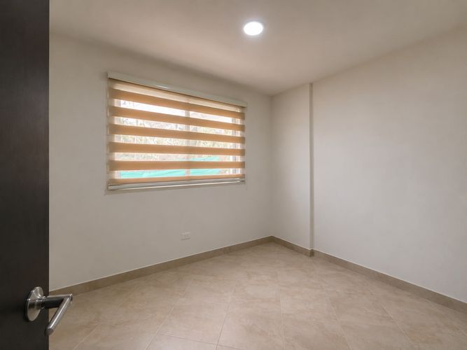 Casa de 6 alcobas en venta en Escobero, Envigado, 700 m² · foto 2 de 20
