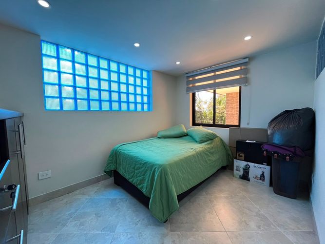 Casa de 6 alcobas en venta en Escobero, Envigado, 700 m² · foto 14 de 20