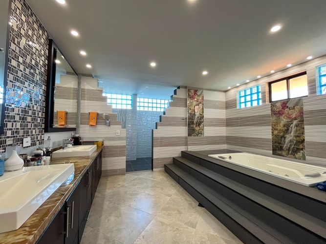 Casa de 6 alcobas en venta en Escobero, Envigado, 700 m² · foto 11 de 20