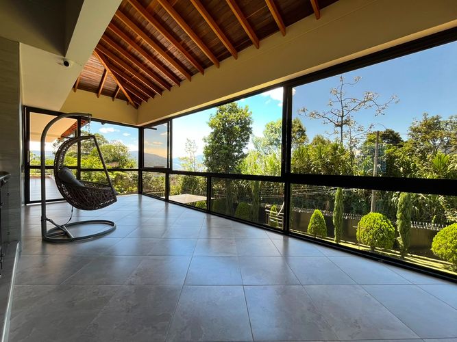 Casa de 6 alcobas en venta en Escobero, Envigado, 700 m² · foto 10 de 20