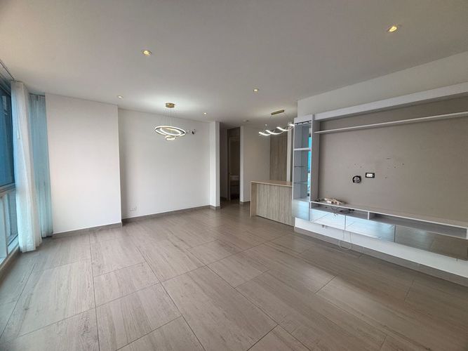Apartamento en venta en El Poblado, Barranquilla · foto 2 de 13