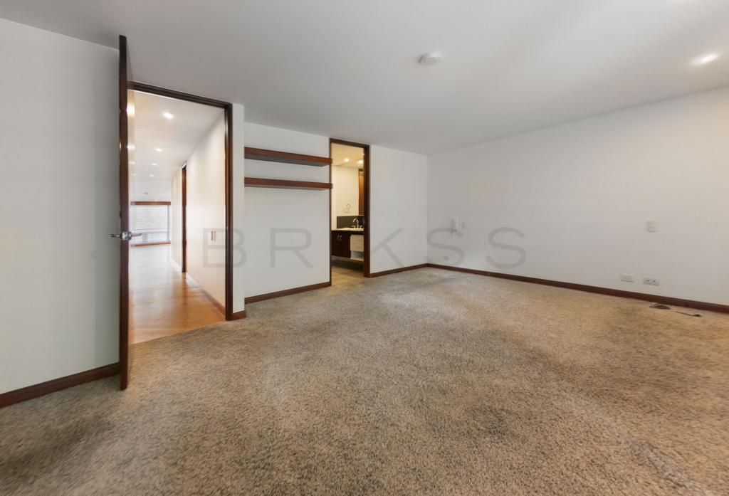 Apartamento en venta en El Refugio, Bogotá · foto 6 de 12