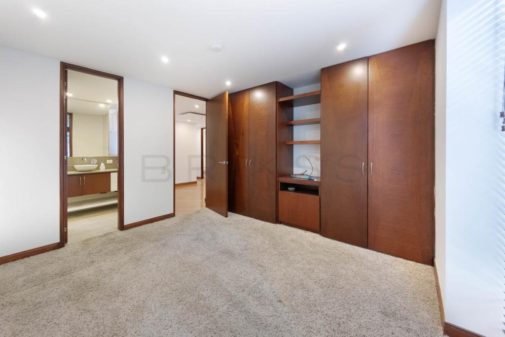 Apartamento en venta en El Refugio, Bogotá · foto 7 de 12