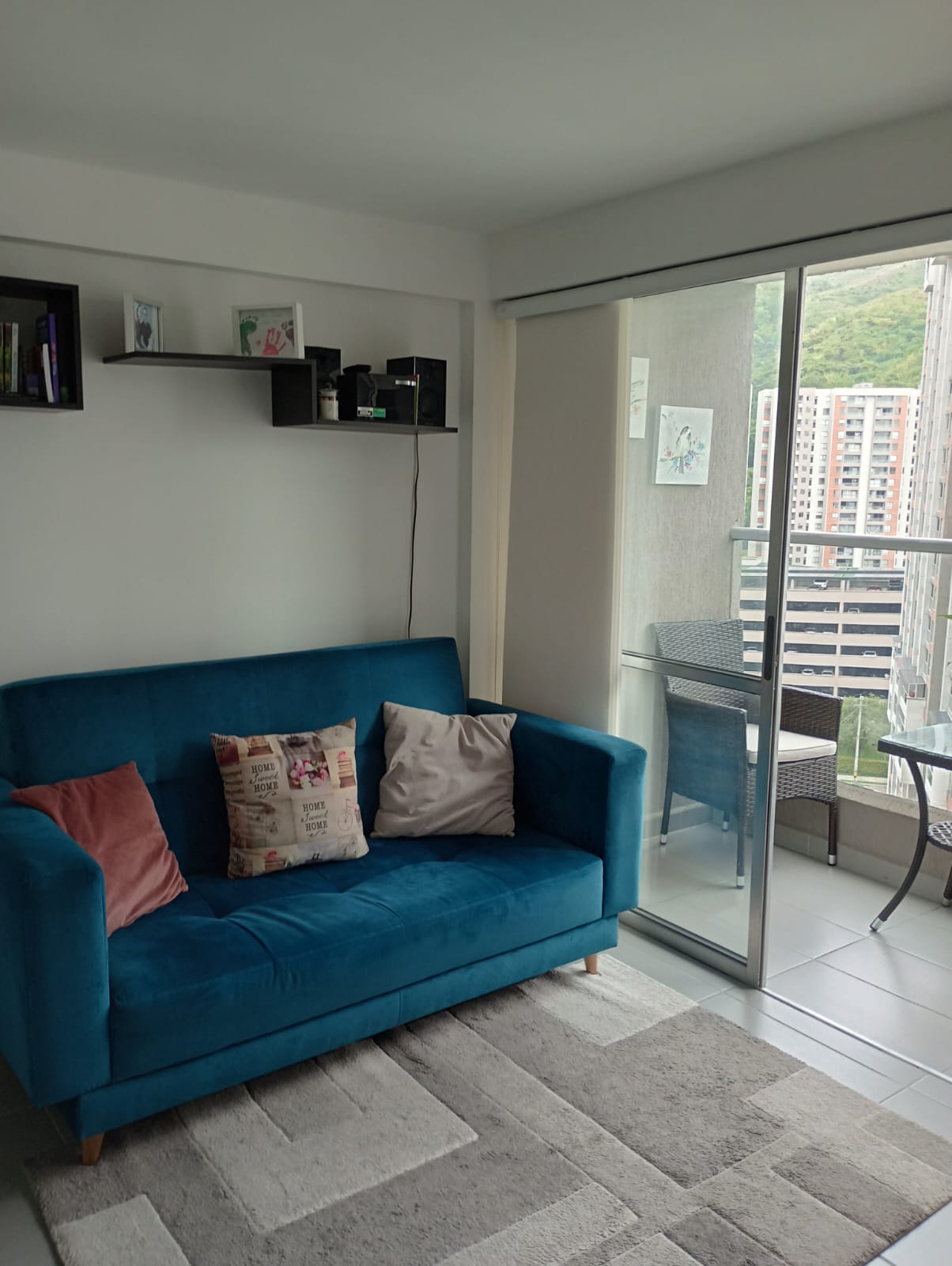 Apartamento en venta en Loma de los bernal, Medellín 3