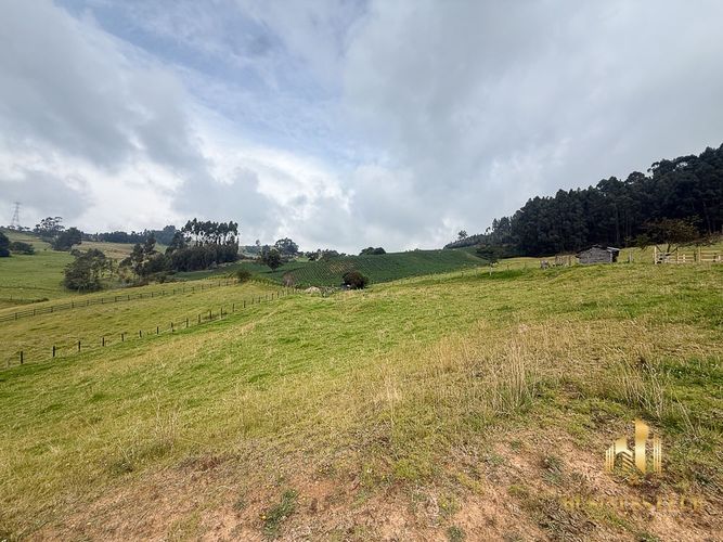Lote en venta en Barroblanco, Zipaquirá, 13 m² · foto 2 de 11