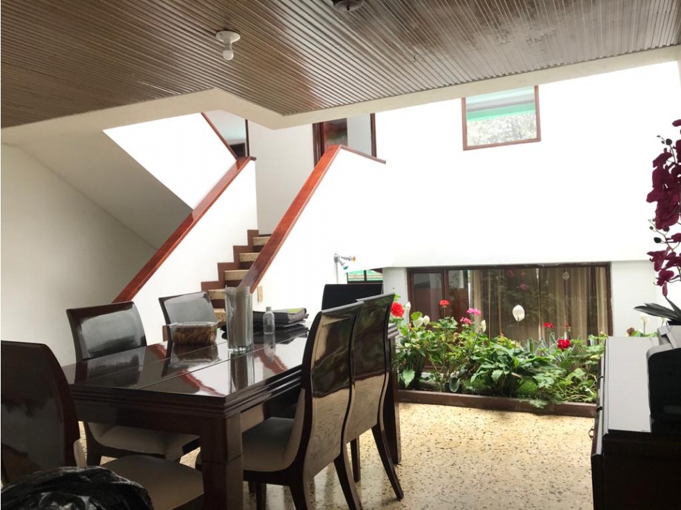 Casa en venta en La Castellana, Bogotá · foto 4 de 24