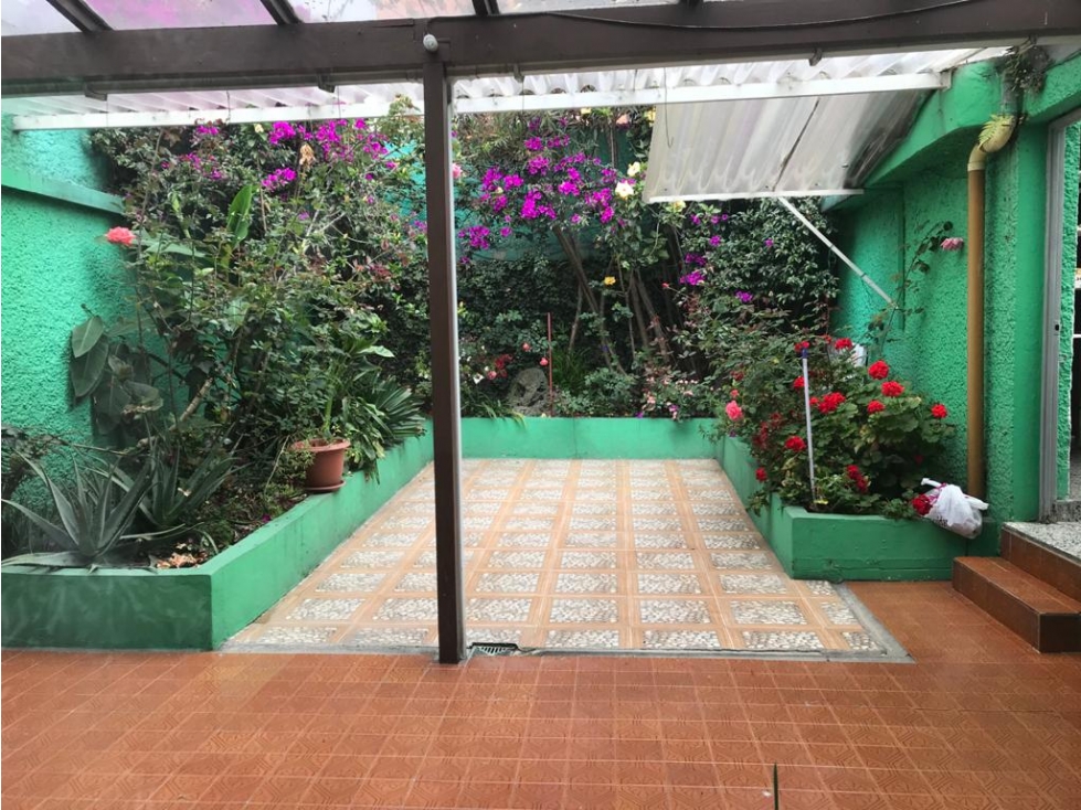 Casa en venta en La Castellana, Bogotá · foto 12 de 24