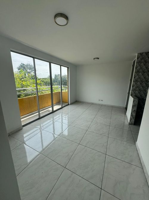 Apartamento de 3 alcobas en venta en El Guabito, Cali, 53 m² · foto 13 de 24
