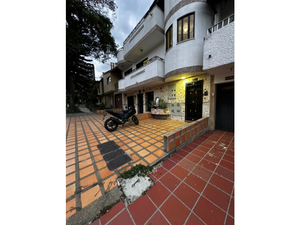 Casa en Arriendo en Medellín en El Danubio