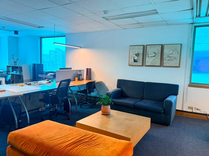 Oficina en venta en El Poblado, Medellín, 67 m² · foto 2 de 11