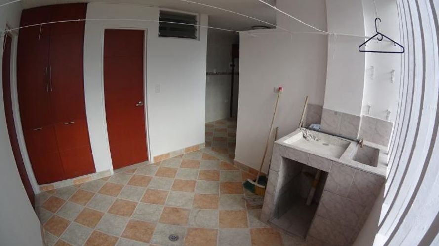 Apartamento de 3 alcobas en venta en La Castellana, Cúcuta, 110 m² · foto 4 de 12