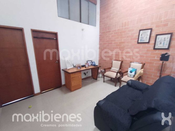 Apartamento de 3 alcobas en arriendo en Suramérica, Medellín, 240 m² · foto 3 de 14