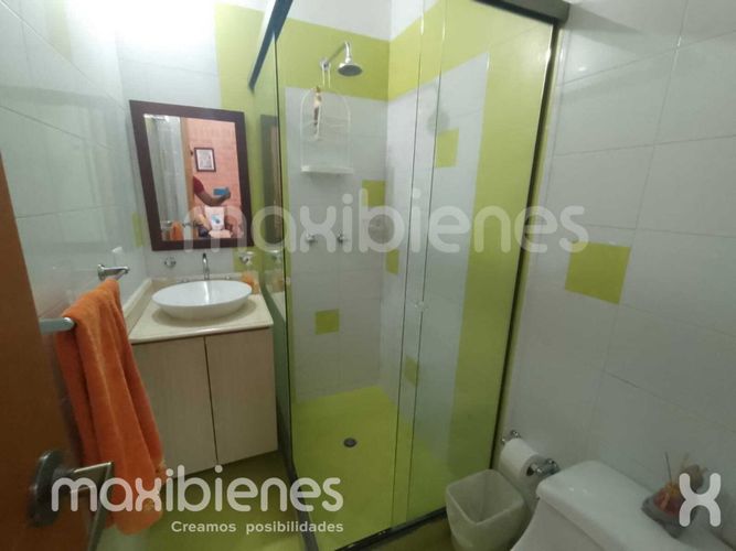 Apartamento de 3 alcobas en arriendo en Suramérica, Medellín, 240 m² · foto 9 de 14