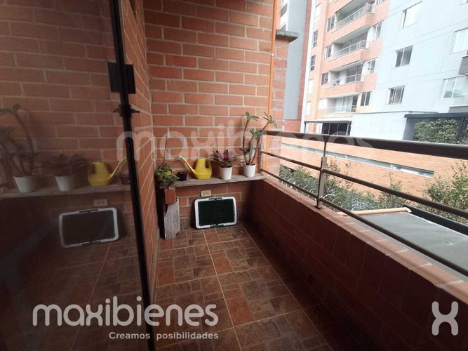 Apartamento de 3 alcobas en arriendo en Suramérica, Medellín, 240 m² · foto 13 de 14