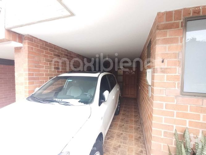 Apartamento de 3 alcobas en arriendo en Suramérica, Medellín, 240 m² · foto 14 de 14