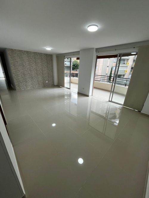 Apartamento de 3 alcobas en venta en Tejares De San Fernando, Cali, 125 m² · foto 2 de 15
