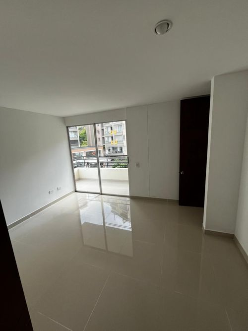 Apartamento de 3 alcobas en venta en Tejares De San Fernando, Cali, 125 m² · foto 3 de 15