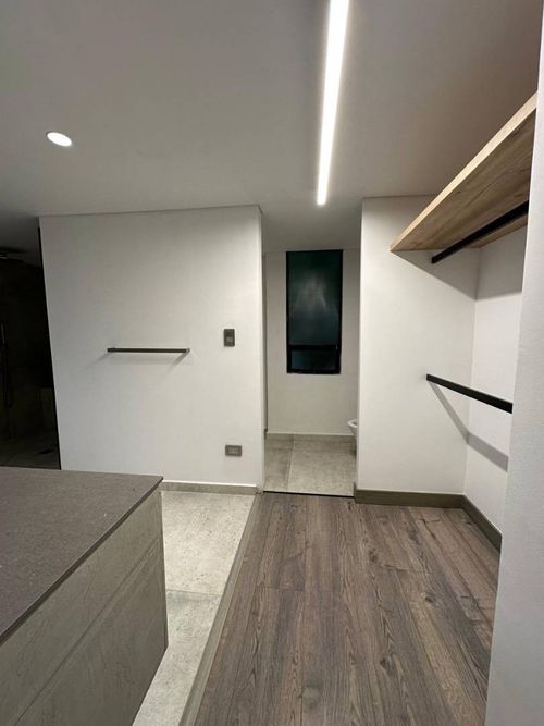 Apartamento de 3 alcobas en venta en Las Lomas No.1, Medellín, 340 m² · foto 20 de 24