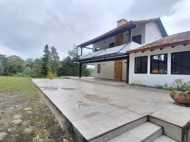 Finca en arriendo en Los Salados, El Retiro, 350 m² · foto 2 de 17