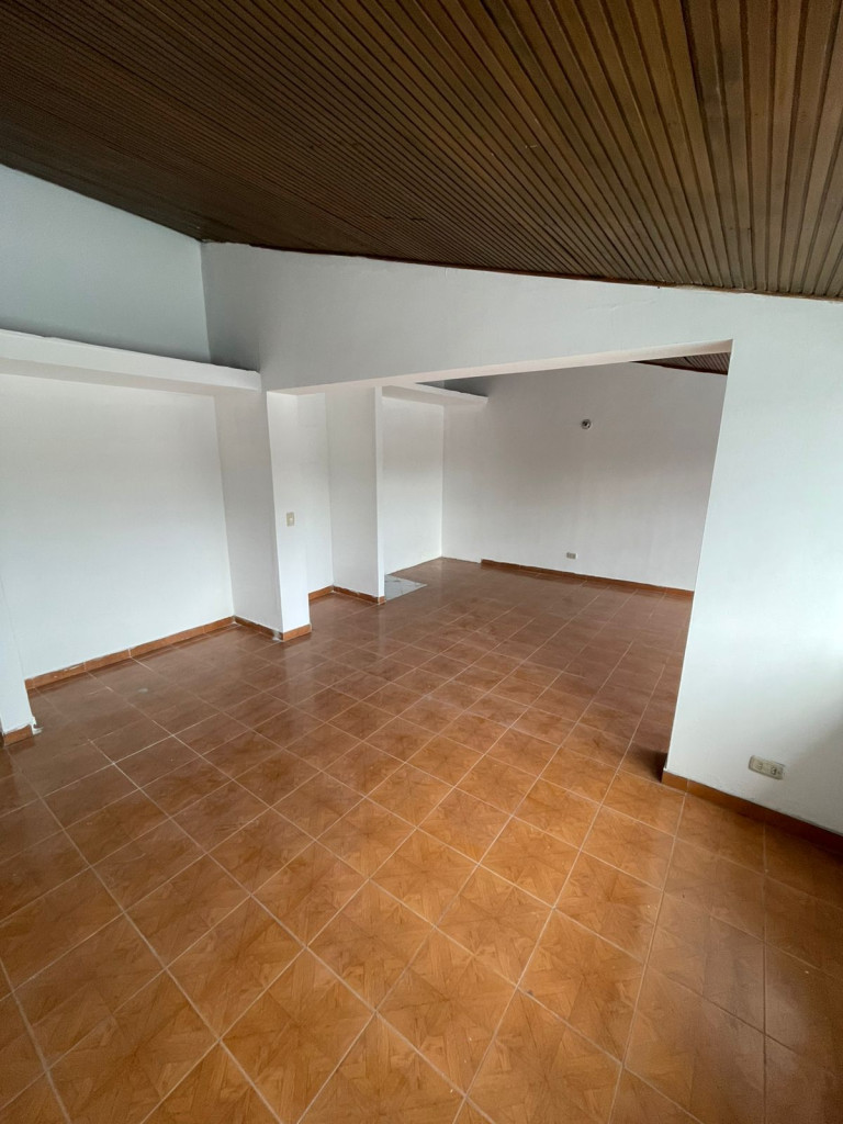 Casa en venta en Niza, Bogotá · foto 11 de 16