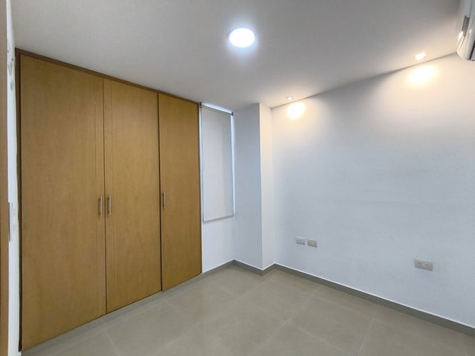 Apartamento de 3 alcobas en venta en La Floresta, Los Patios, 90 m² · foto 7 de 14