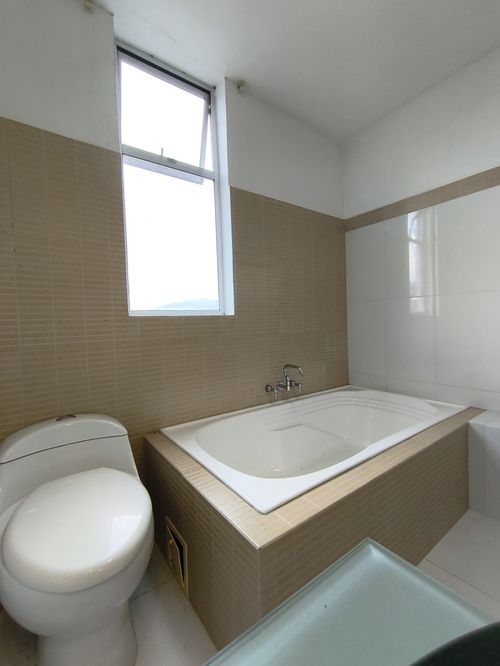 Apartamento de 3 alcobas en venta en La Floresta, Los Patios, 90 m² · foto 12 de 14