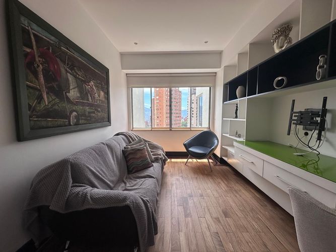 Apartamento de 3 alcobas en arriendo en El Poblado, Medellín, 230 m² · foto 19 de 20