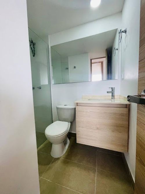 Apartamento de 2 alcobas en arriendo en Los Colegios, Rionegro, 68 m² · foto 11 de 20