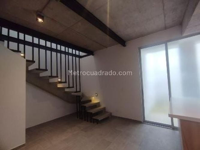 Apartaestudio en venta en Pinares, Pereira, 74 m² · foto 5 de 9