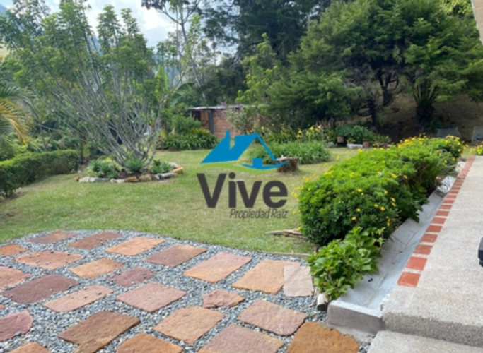 Finca en arriendo en Los Salados, El Retiro, 236 m² · foto 2 de 17