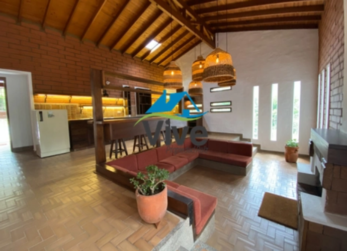Finca en arriendo en Los Salados, El Retiro, 236 m² · foto 3 de 17