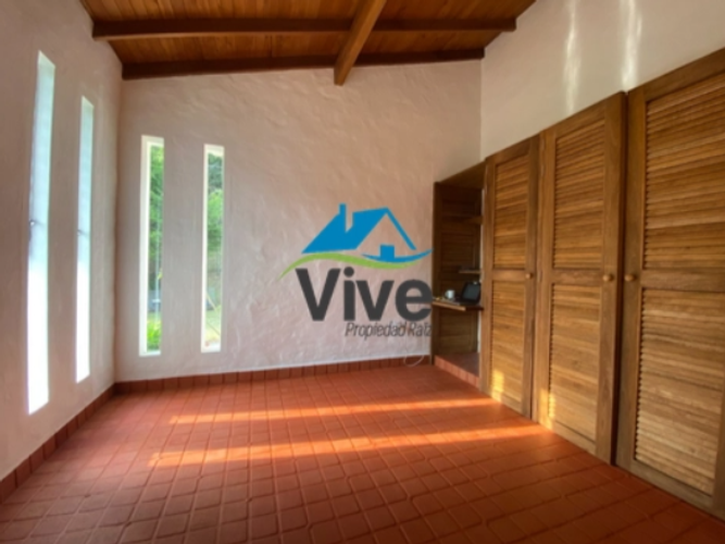 Finca en arriendo en Los Salados, El Retiro, 236 m² · foto 9 de 17