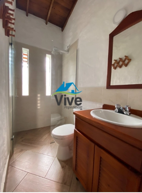 Finca en arriendo en Los Salados, El Retiro, 236 m² · foto 13 de 17