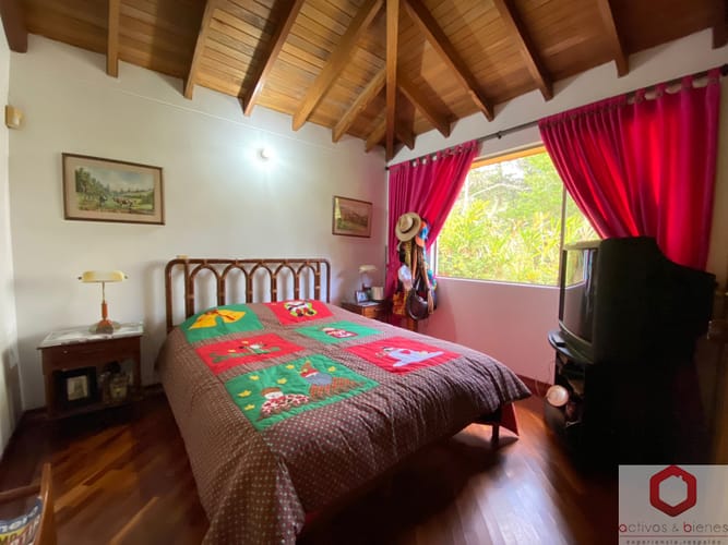 Casa de 4 alcobas en venta en Aeropuerto, Rionegro · foto 12 de 21