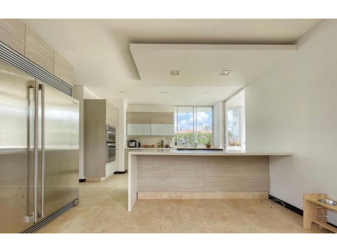 Casa de 5 alcobas en venta en Llano Grande, Rionegro, 560 m² · foto 8 de 10