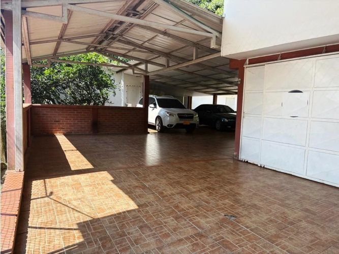 Casa de 6 alcobas en venta en La Buitrera, Cali, 520 m² · foto 5 de 24