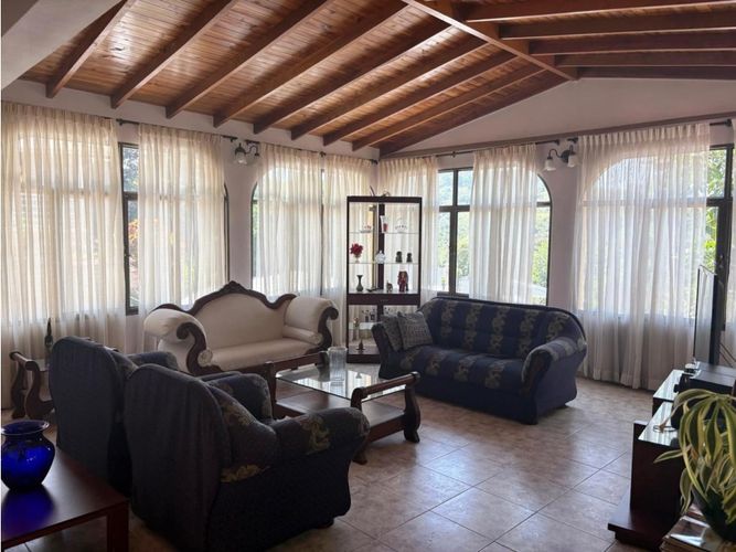 Casa de 6 alcobas en venta en La Buitrera, Cali, 520 m² · foto 22 de 24