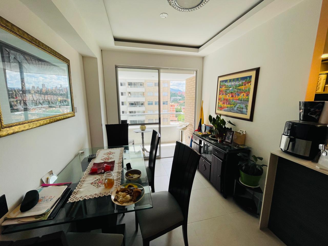Apartamento en venta en Calasanz, Medellín · foto 2 de 19