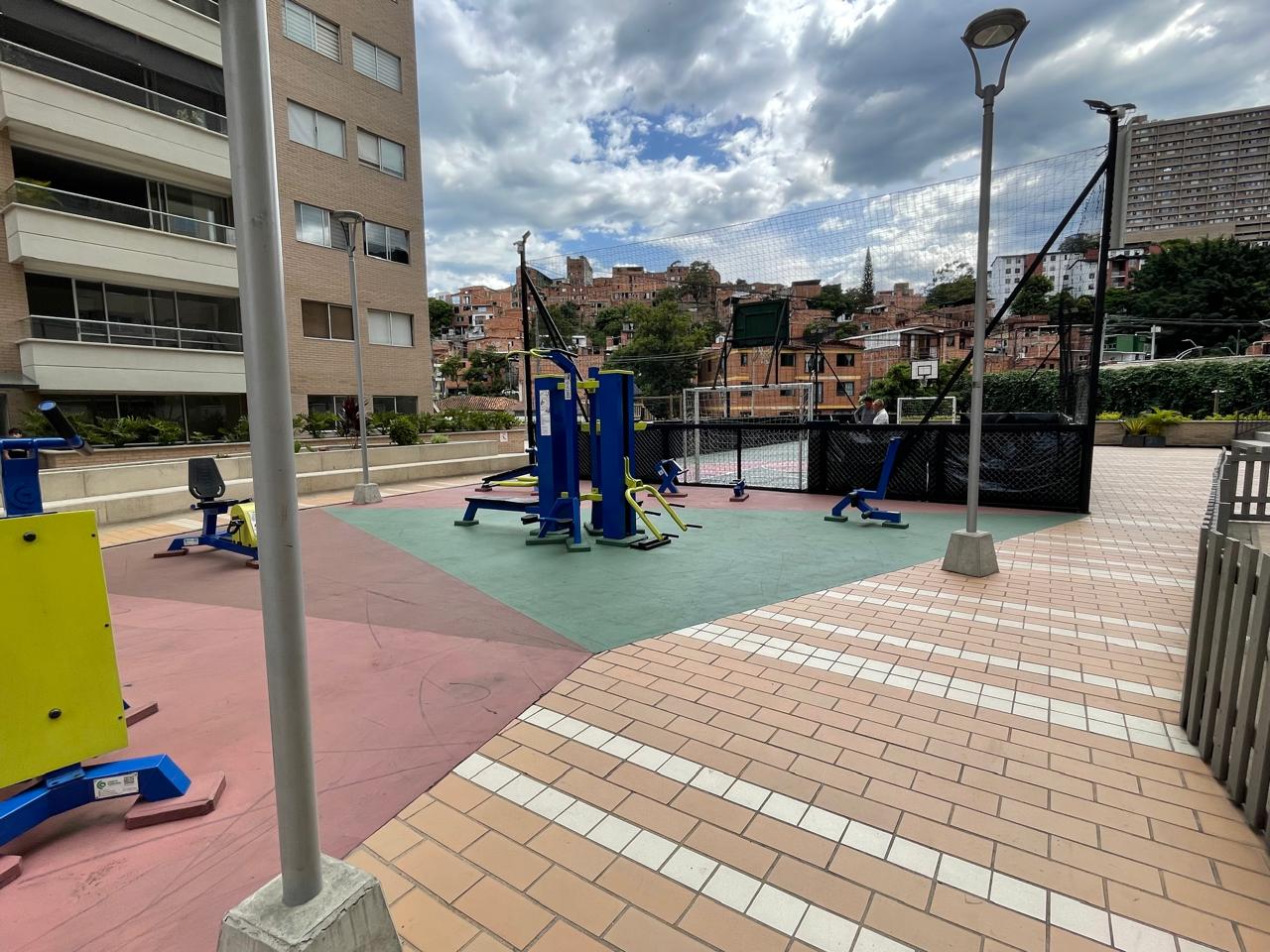 Apartamento en venta en Calasanz, Medellín · foto 14 de 19