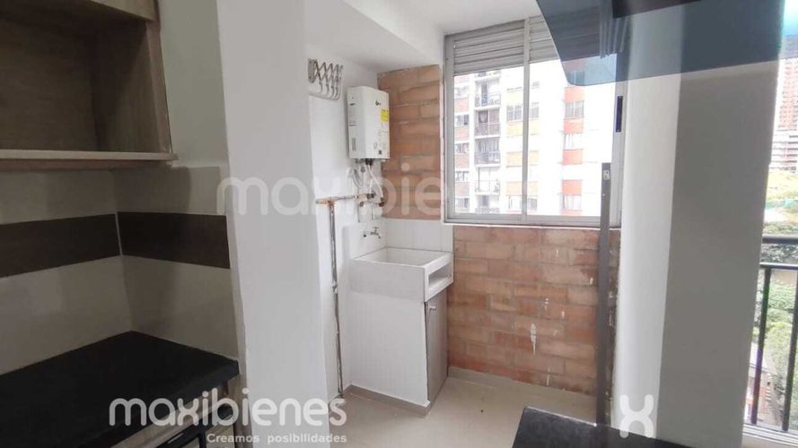 Apartamento de 2 alcobas en venta en Vegas De La Doctora, Sabaneta, 58 m² · foto 8 de 16