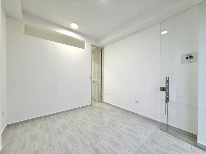 Local en arriendo en Primero De Febrero, Pereira, 30 m² · foto 2 de 10