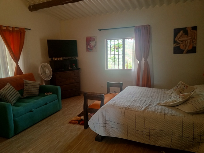 Finca en arriendo en Puente Pelaez, El Retiro, 210 m² · foto 9 de 13