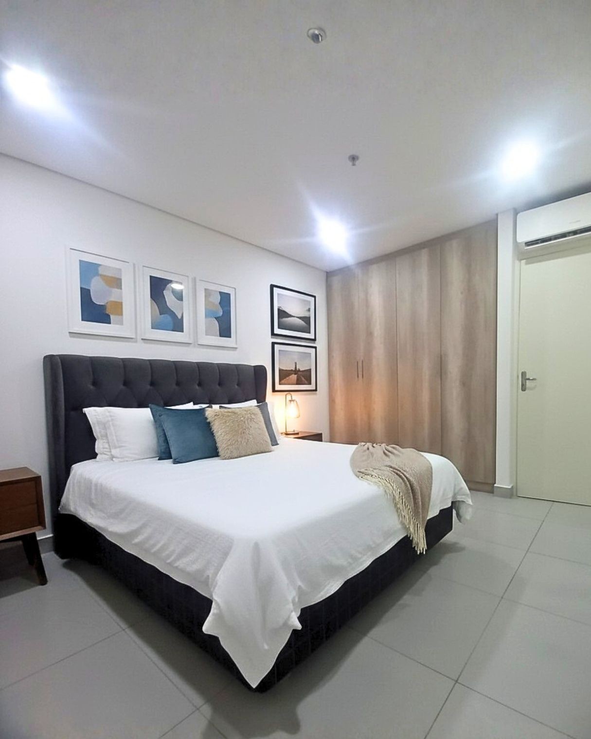 VENDO DEPARTAMENTO AMOBLADO EN LAS MERCEDES — foto 3