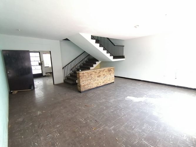 Casa de 8 alcobas en venta en Champagnat, Cali, 375 m² · foto 8 de 24