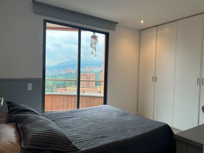 Apartamento de 3 alcobas en arriendo en El Diamante No. 2, Medellín, 138 m² · foto 17 de 20