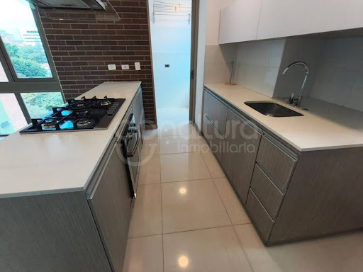 Apartamento en arriendo en Patio Bonito, Medellín · foto 2 de 14