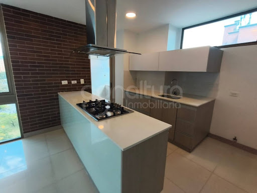 Apartamento en arriendo en Patio Bonito, Medellín · foto 3 de 14