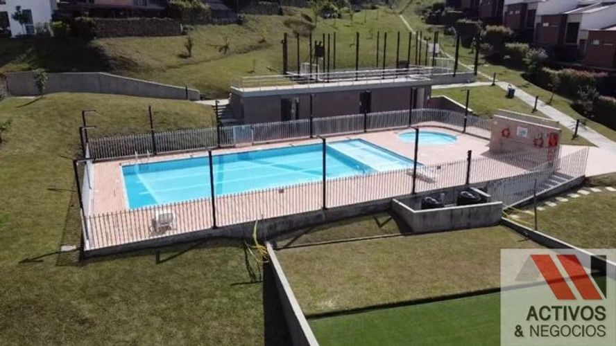 Casa de 3 alcobas en venta en La Navarra, Bello, 140 m² · foto 9 de 14