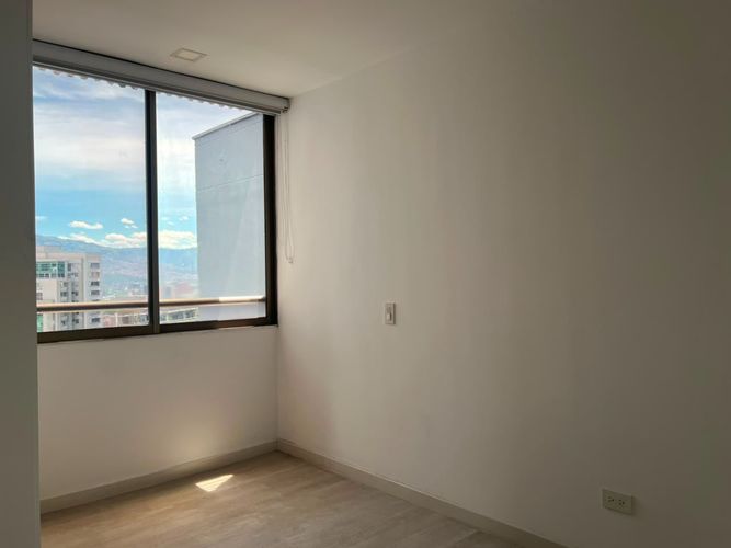 Apartamento de 4 alcobas en arriendo en El Poblado, Medellín, 160 m² · foto 18 de 18